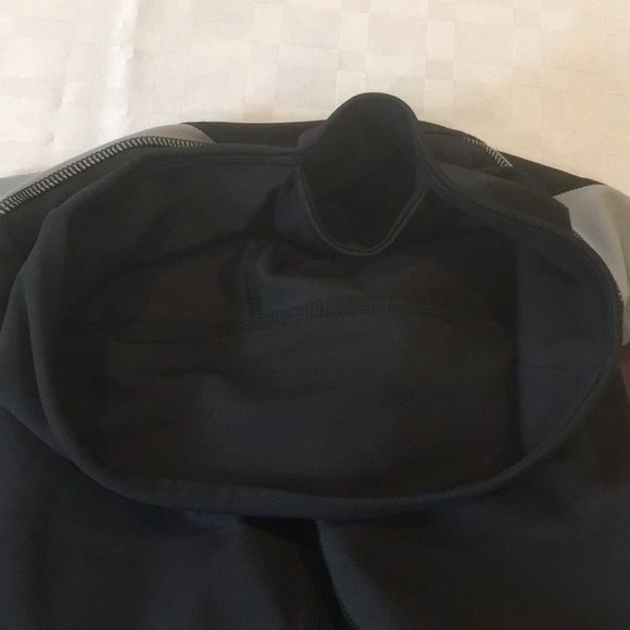 New Zyia Active Black Colorblock High-Rise Cropped Leggings size 4 - Picture 8 of 9